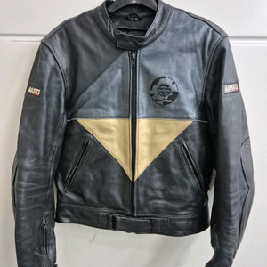 AKITO 가죽 자켓 블랙 42사이즈