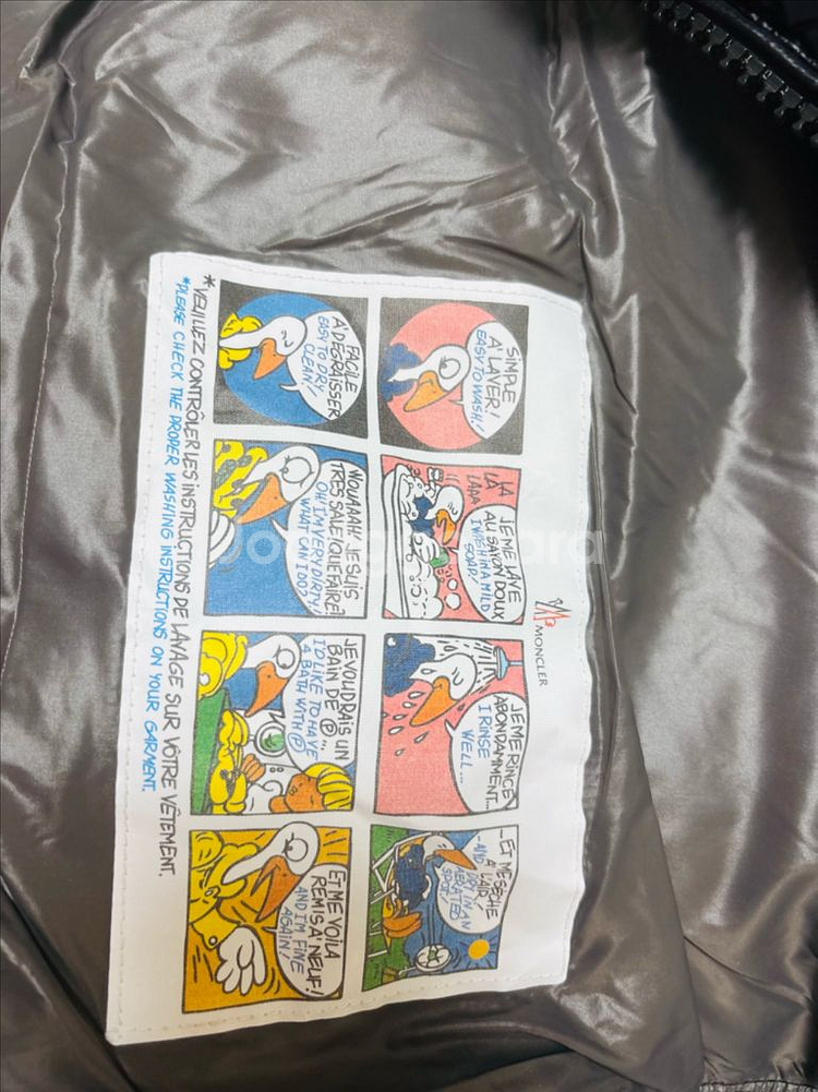 몽클레어 유광 마야 패딩--4