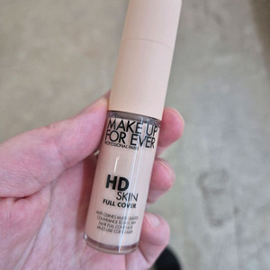 메이크업포에버 HD 스킨 풀커버 컨실러.1N00