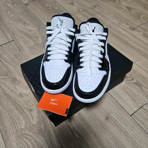 나이키 에어조던 1 로우 SE