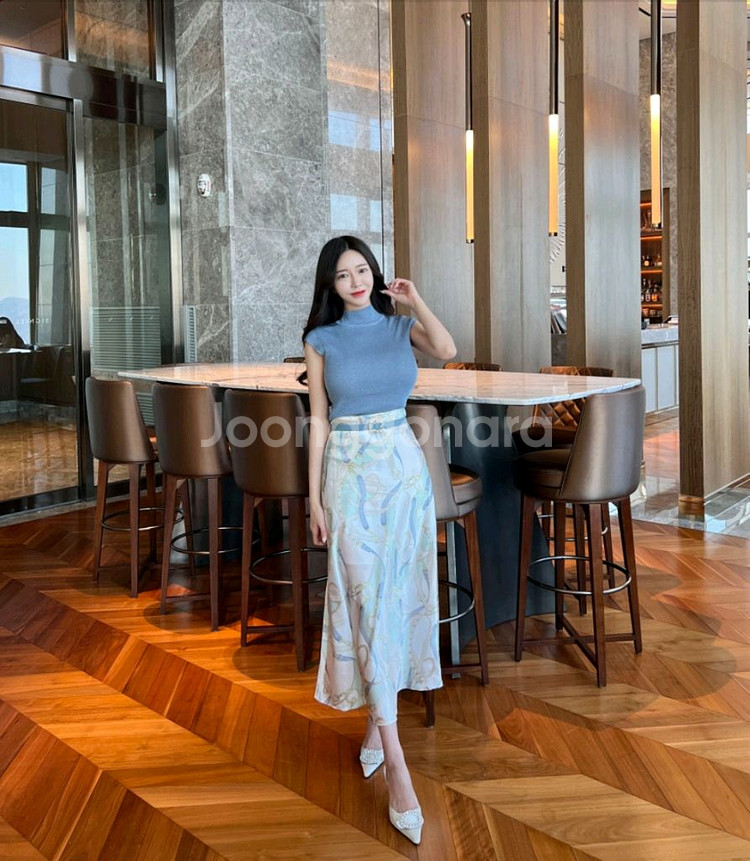 [르미룸] 반목나시티+에어라인샤틴롱스커트+스퀘어큐빅벨트 (새상품)--3