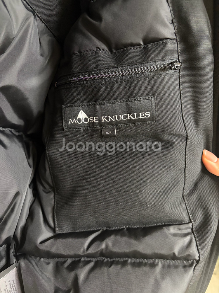 무스너클 블랙퍼 데비 봄버 패딩 S (MK2002LB)--4