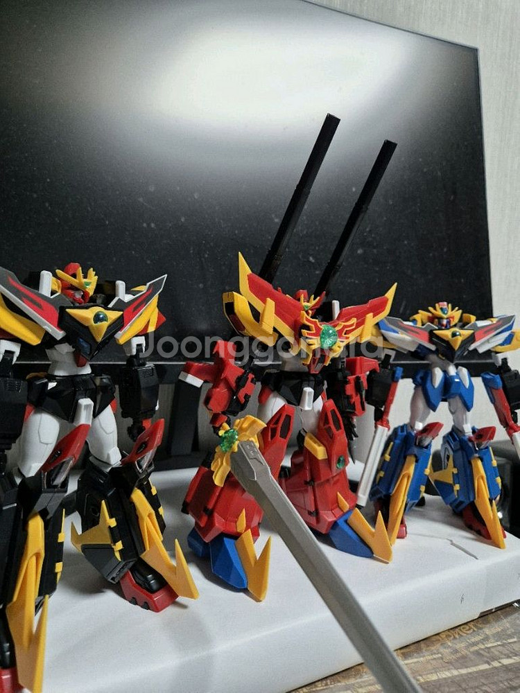 모데로이드 무한신성 외 다수 가조립 팝니다--0