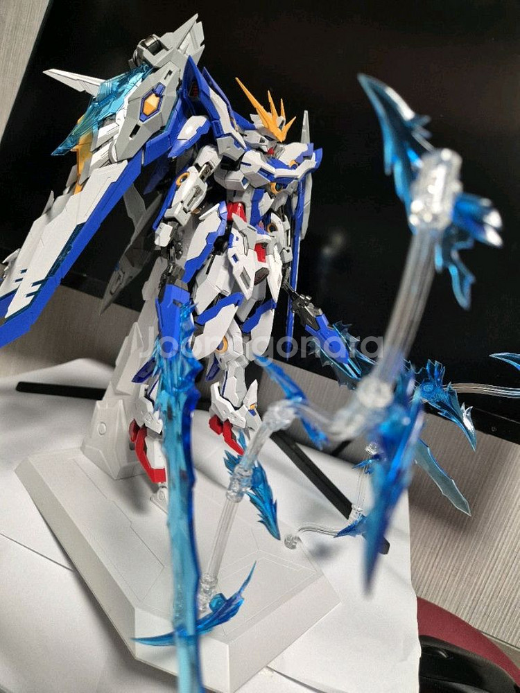 모데로이드 무한신성 외 다수 가조립 팝니다--5