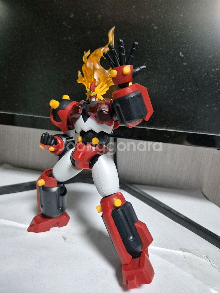 모데로이드 무한신성 외 다수 가조립 팝니다--7