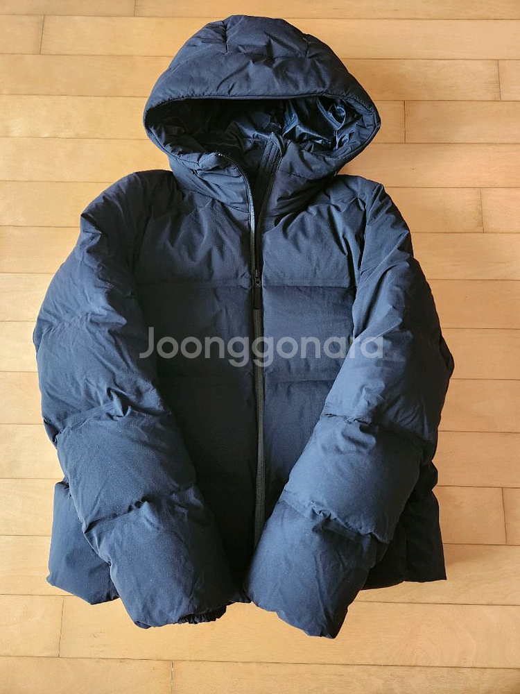 유니클로 심리스 다운패딩 M--2