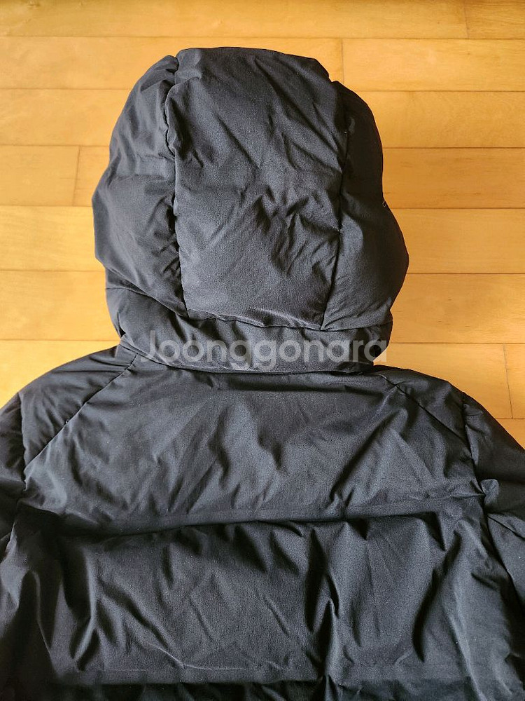 유니클로 심리스 다운패딩 M--5