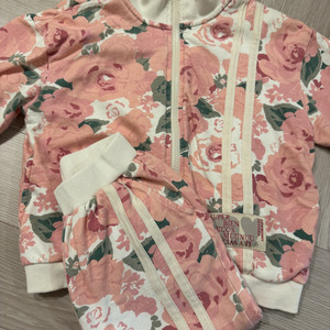 무누상하복, 마망블랑아우터