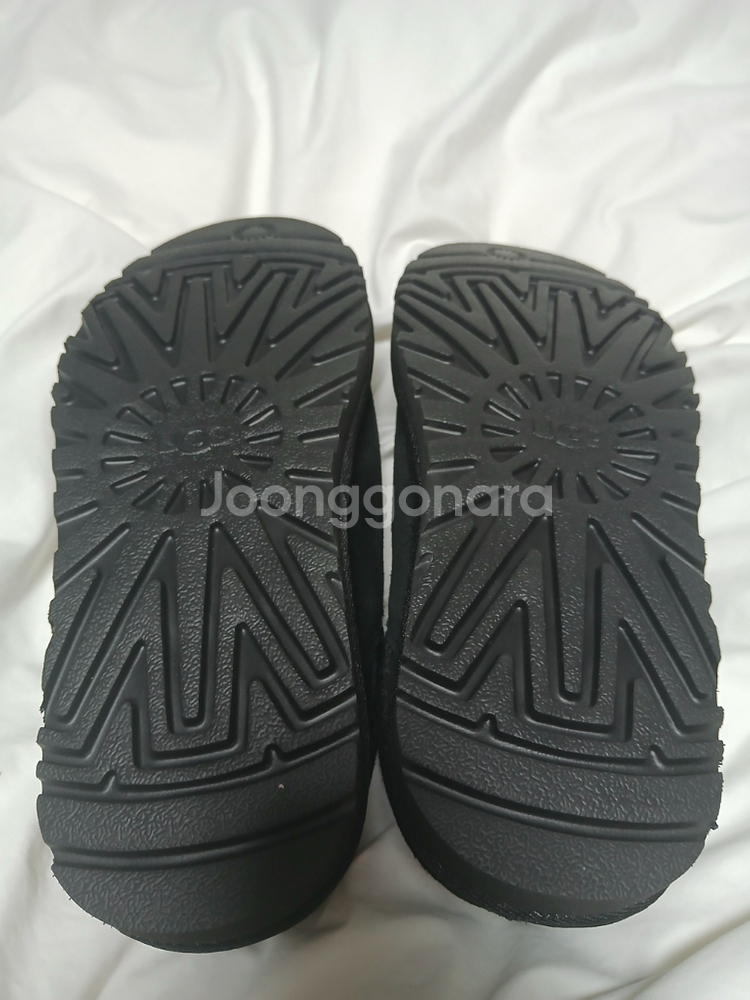 UGG 어그 뉴만 블랙 270 새 상품--2