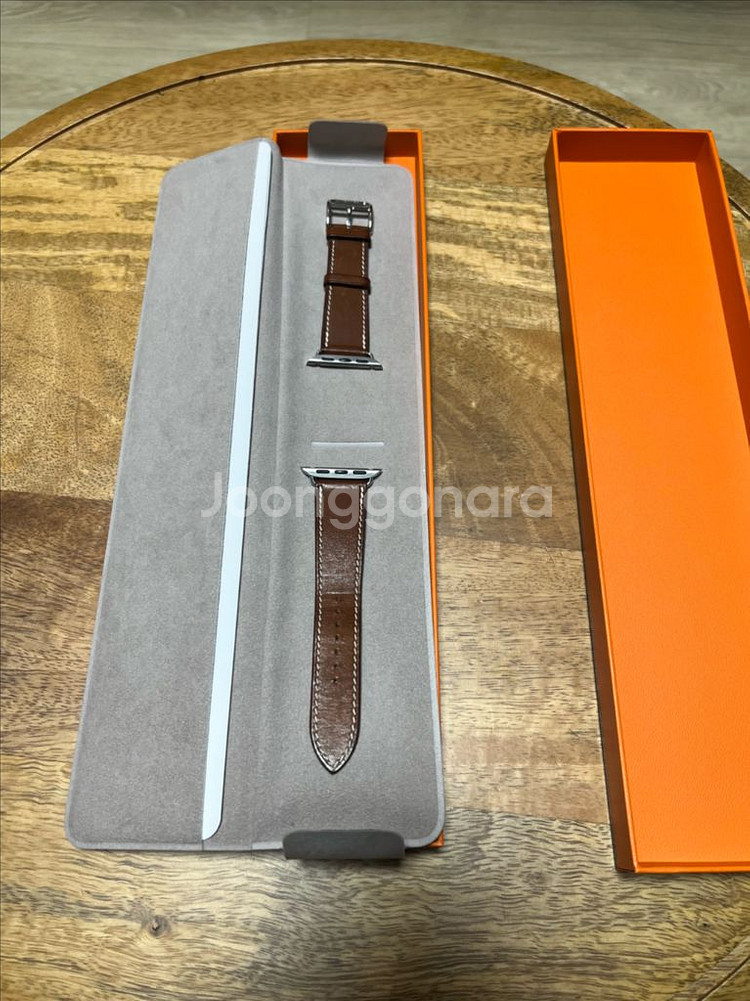 애플워치8 41mm 스테인리스 모델 팝니다.--4