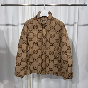 구찌 GG 패턴 구스다운 패딩 점퍼