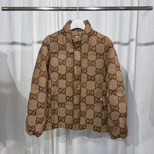 구찌 GG 패턴 구스다운 패딩 점퍼