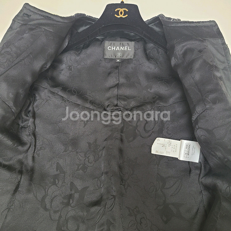 정품 샤넬트위드자켓 36사이즈--7