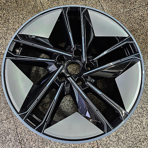 아우디 이트론 GT RS 정품 21인치 후륜용 휠 한개