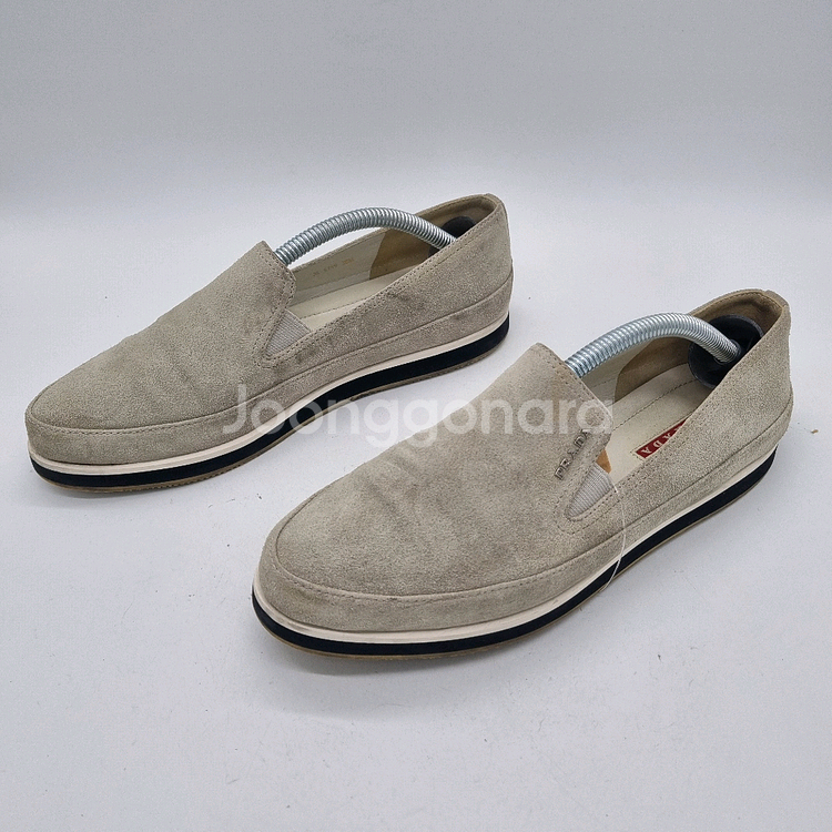 프라다 스웨이드 슬립온 스니커즈 그레이 여성 250mm--1