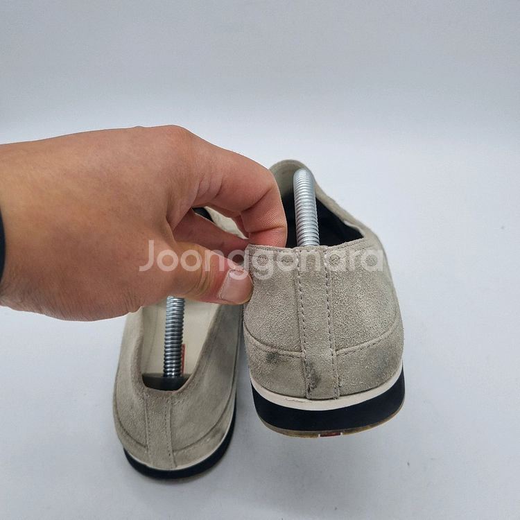 프라다 스웨이드 슬립온 스니커즈 그레이 여성 250mm--7