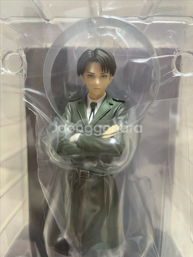 미개봉 진격의 거인 pop 리바이 병장 피규어--2