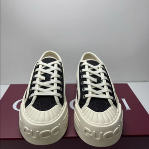 구찌 로고 스니커즈