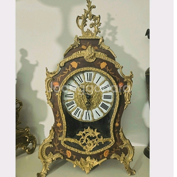 # 엔틱 이태리 원목 엔틱시계 장식품 소품 탁상시계--0