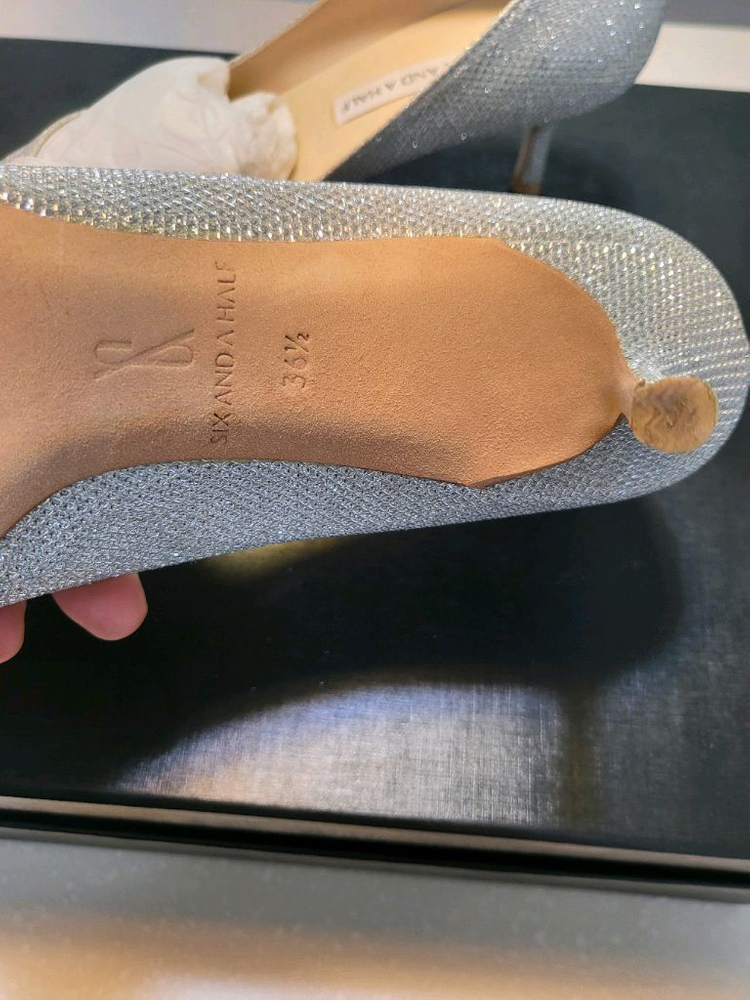 식스앤어하프 235 이미지