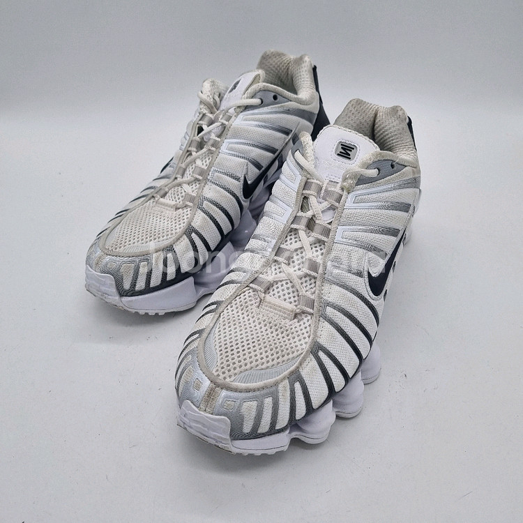 나이키 샥스 TL 화이트 메탈릭 플래티넘 여성 245~--0