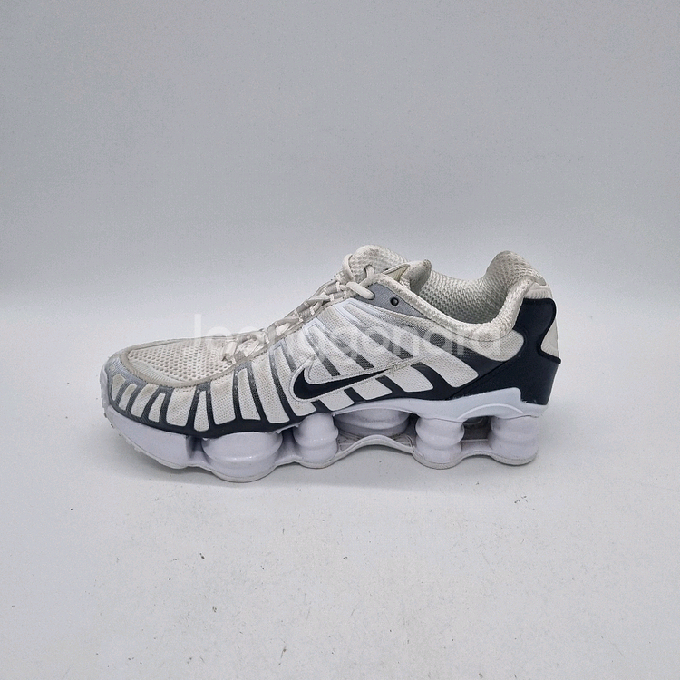 나이키 샥스 TL 화이트 메탈릭 플래티넘 여성 245~--4
