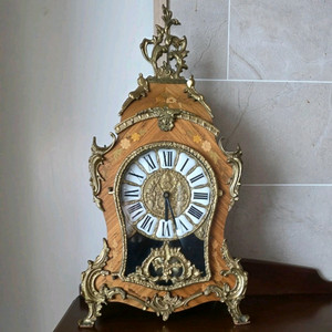 # 엔틱 이태리 원목 엔틱시계 장식품 소품 탁상시계