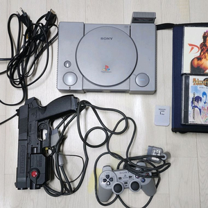 PS1 플스1 본체 셋트와 건콘, 게임샤크, 복사게임 다수 일괄 판매합니다.