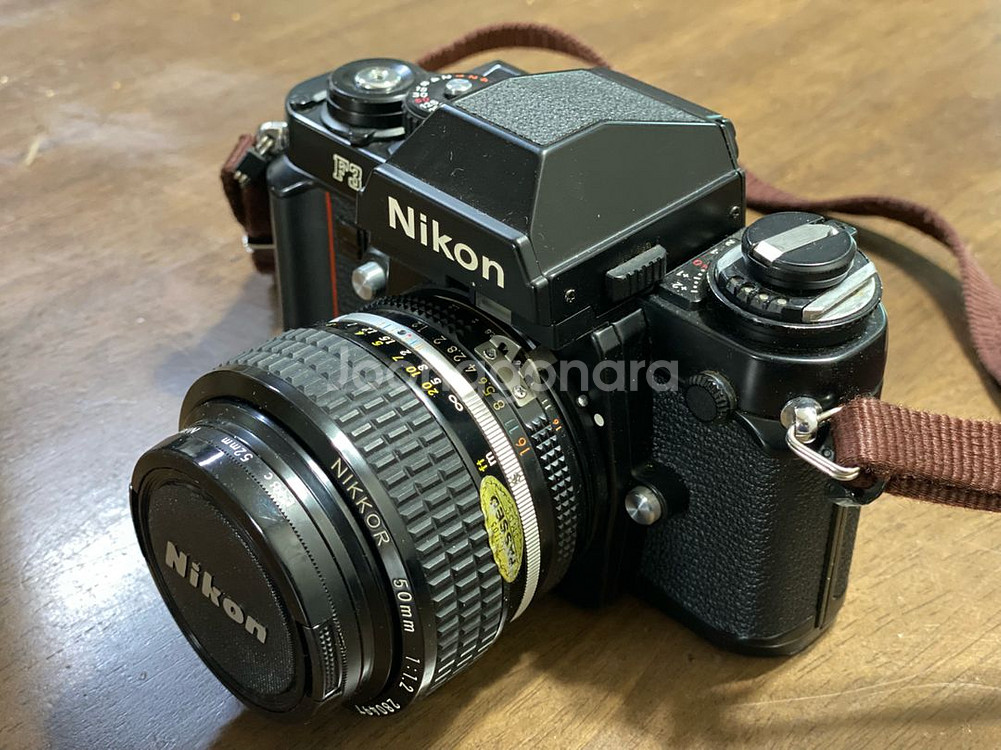 니콘 F3 필름카메라 + 렌즈 3개 세트--1