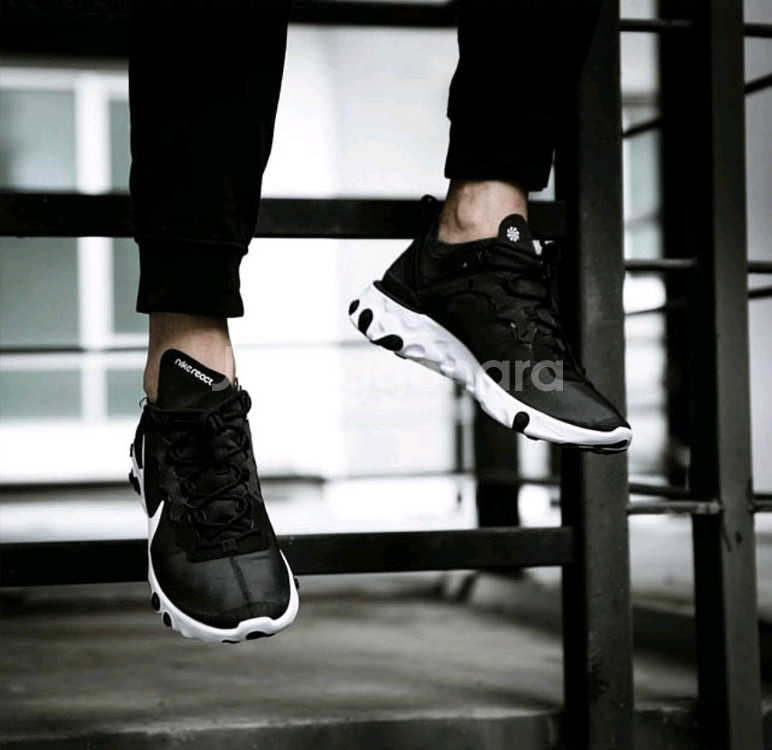 나이키 리액트 엘리먼트 운동화 (275)--8