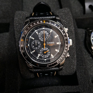 카시오 크로노그래프 MTP-4500 파일럿 워치