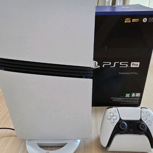 PS5 플스5 프로 상태 최상 + 수직거치대 + 충전기