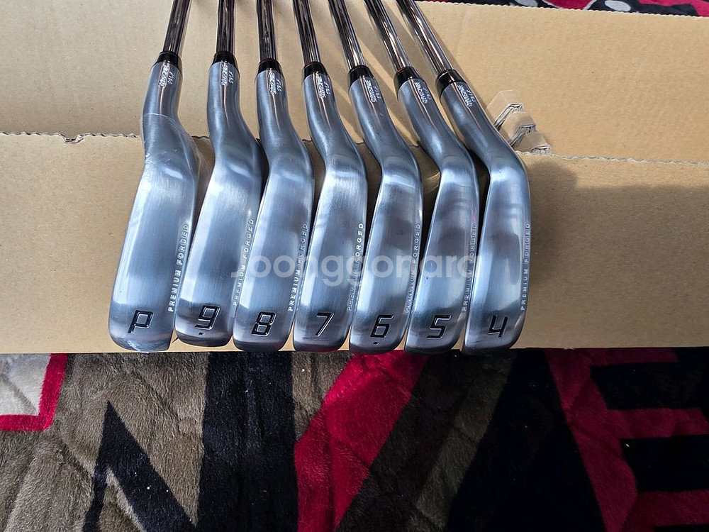 브릿지스톤 v300 9세대 4-p 완전 민트급--0