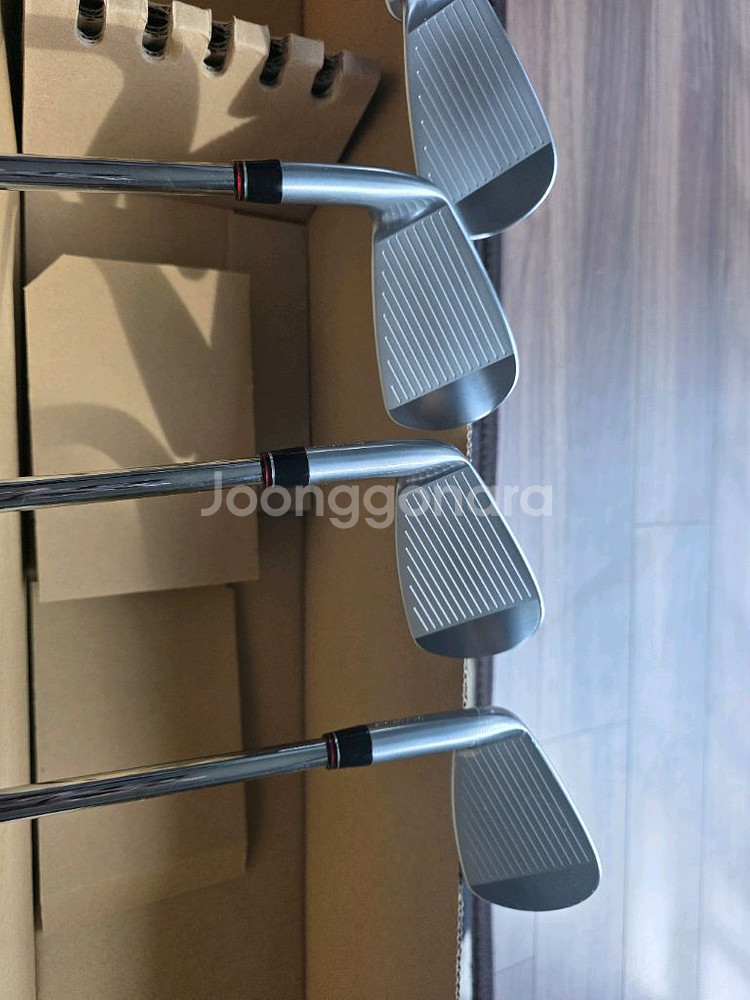 브릿지스톤 v300 9세대 4-p 완전 민트급--2