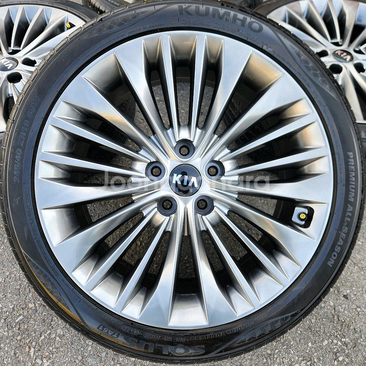 올뉴 K7 19인치 2454019 휠타이어 팝니다--2