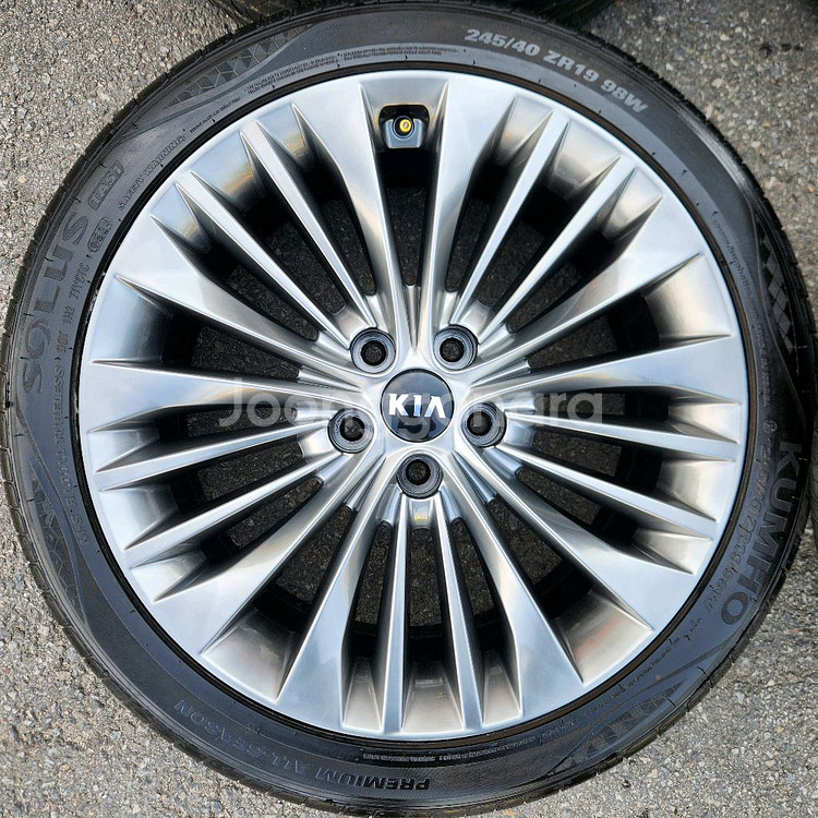 올뉴 K7 19인치 2454019 휠타이어 팝니다--3