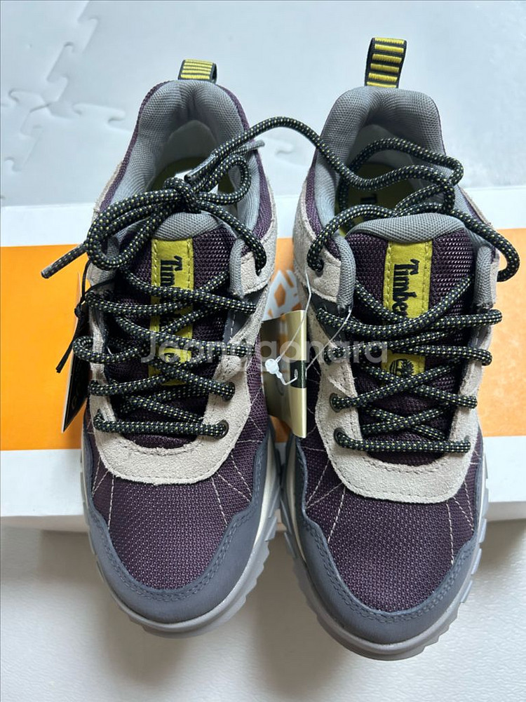 새상품) 팀버랜드 여성 고어텍스 230 운동화--1