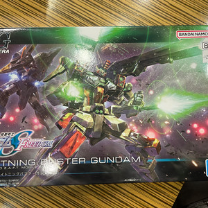 HG 라이트닝 버스터 건담 판매합니다.