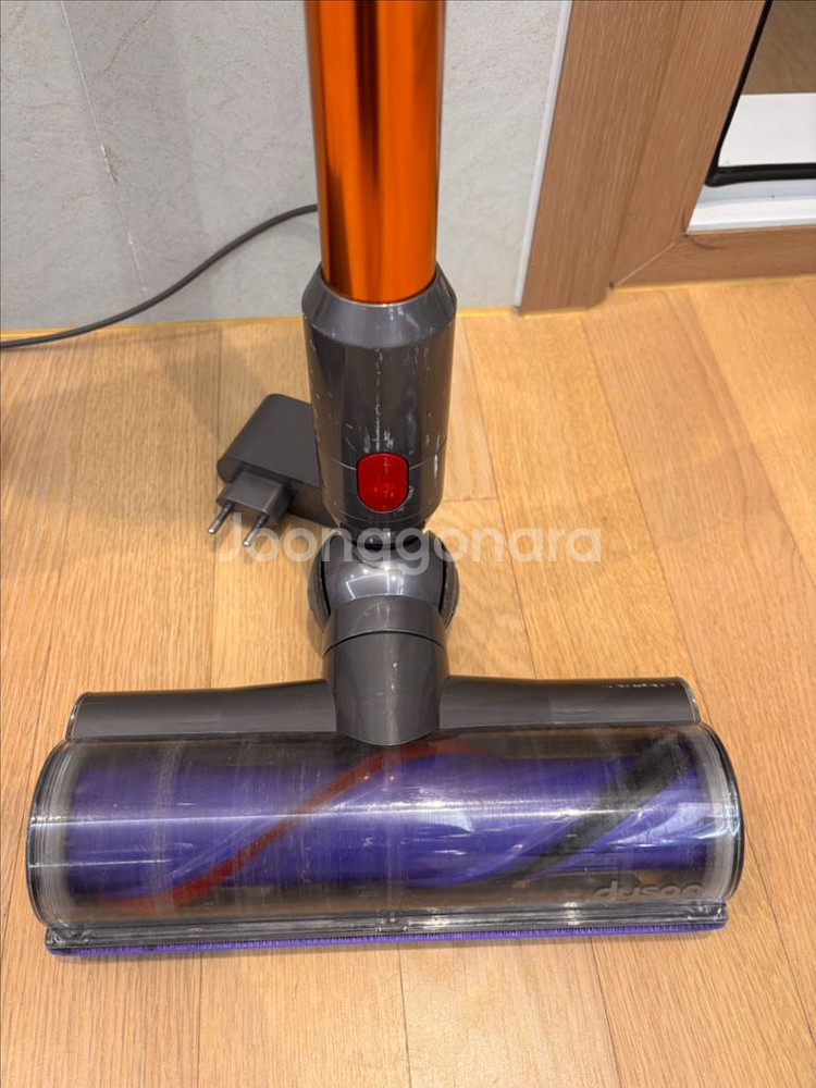 다이슨 국내 정품 V8 진공 무선 청소기--3