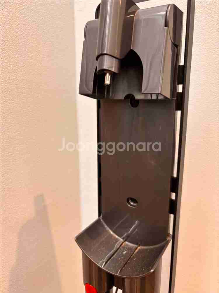 다이슨 국내 정품 V8 진공 무선 청소기--7