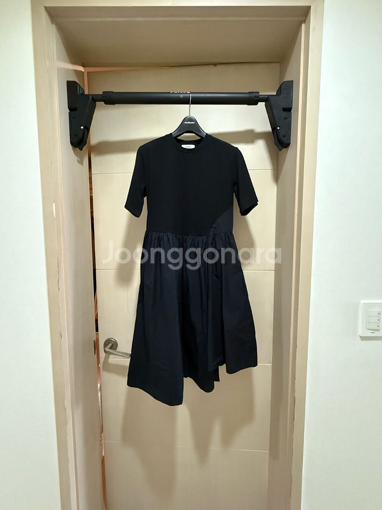 코스 언발 볼륨 미디드레스(+언발 블라우스 증정)--1