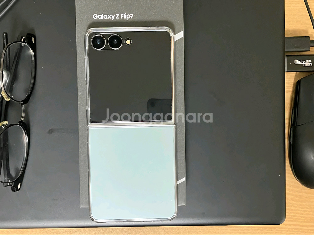 갤럭시 Z플립7 256GB 민트 풀박--0