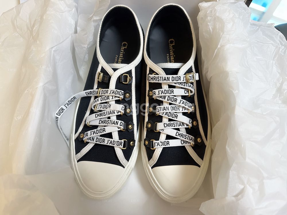 디올스니커즈 39사이즈--0