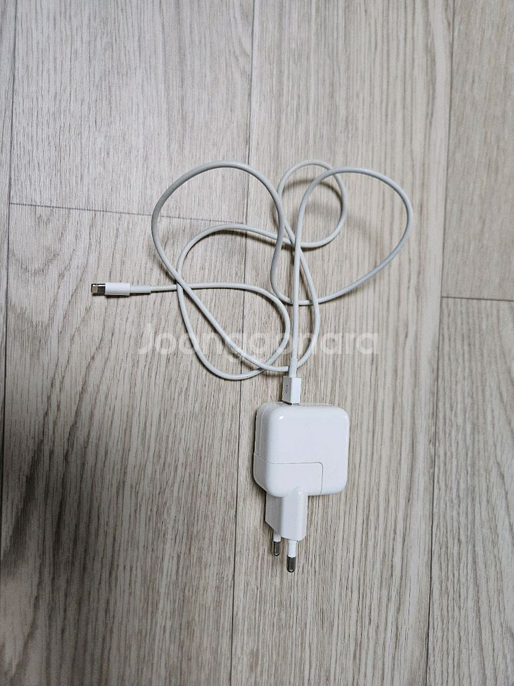 아이패드 에어 3세대(256GB, Wi-Fi) 팝니다--7