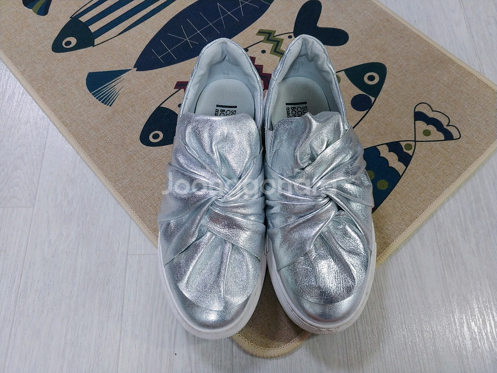 슈콤마보니 이태리 운동화 (250)--1