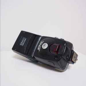 니콘 SB-80DX 플래시 판매합니다