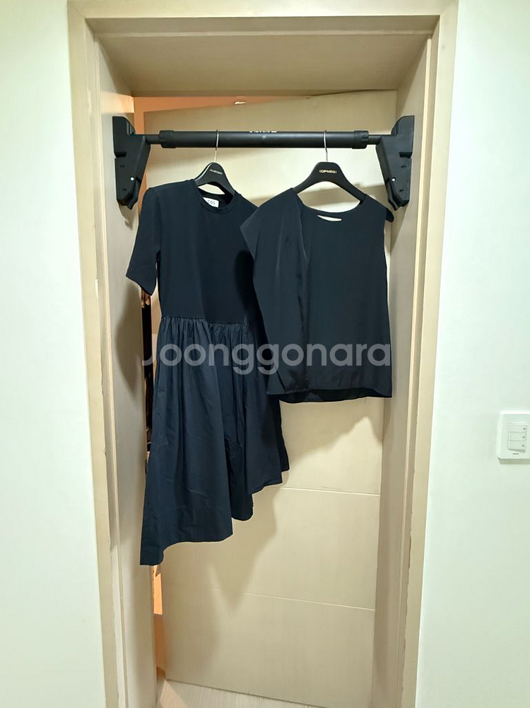 코스 언발 볼륨 미디드레스(+언발 블라우스 증정)--7