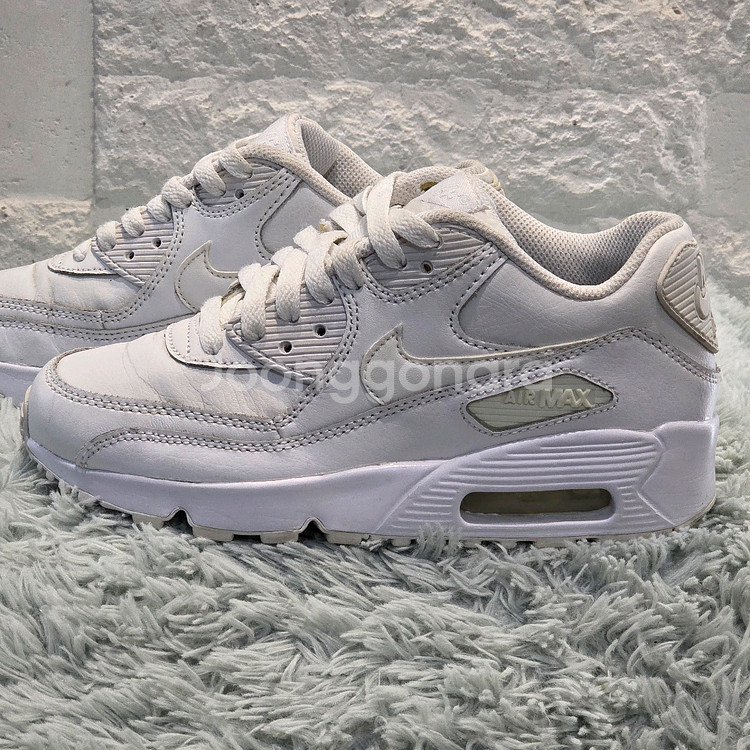 2a-26:나이키 에어맥스 90 화이트 (22.5cm)--0