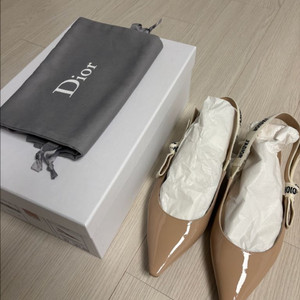 디올 발레리나 슬링백 플랫37(240)