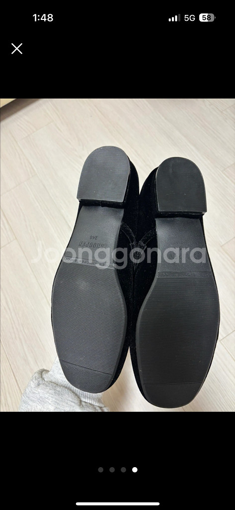 새상품 슈펜 벨벳 진주플랫 245--3